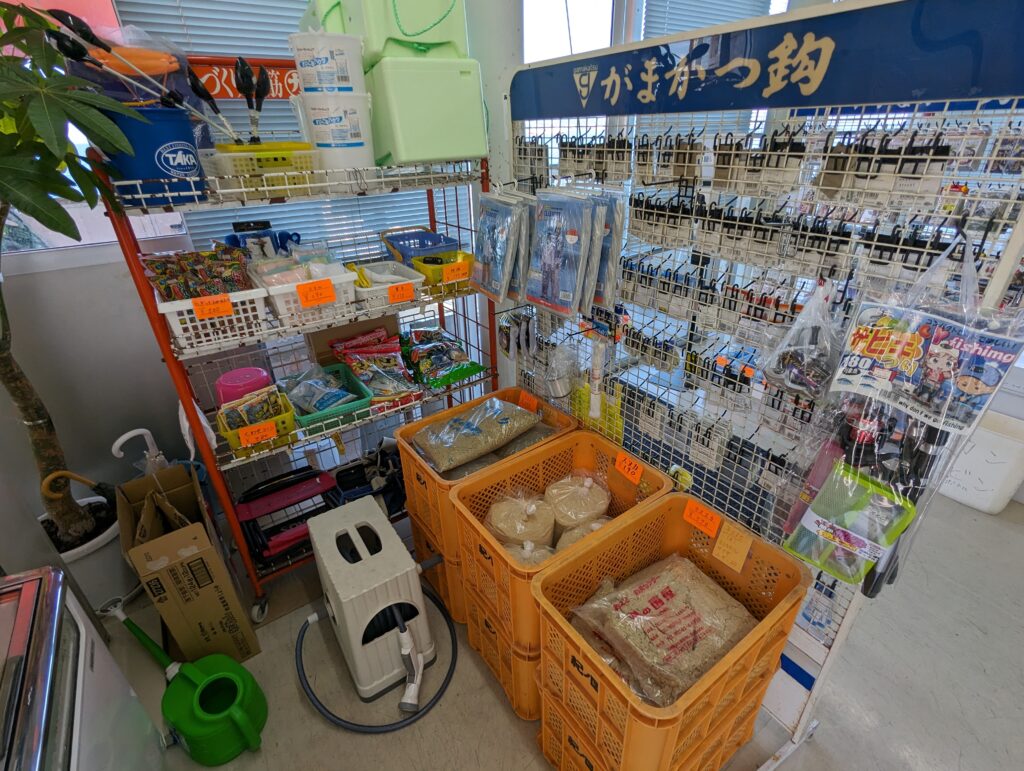 下津ピアーランドの売店で売られているエサ