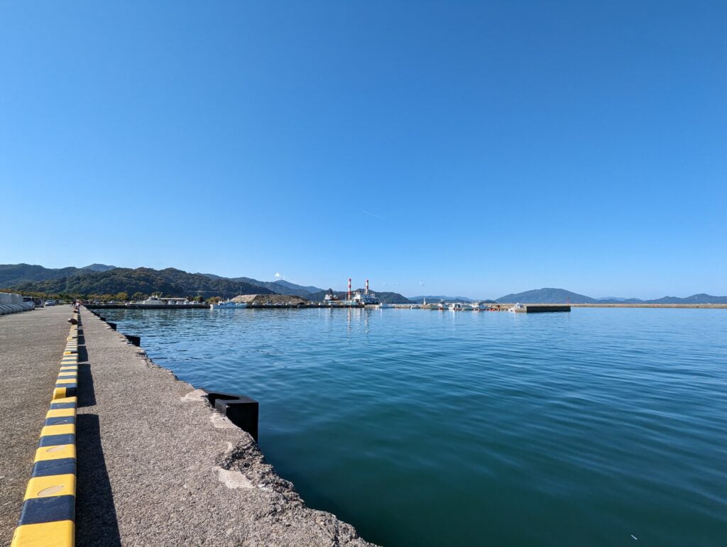 小浜漁港(小浜新港)南側