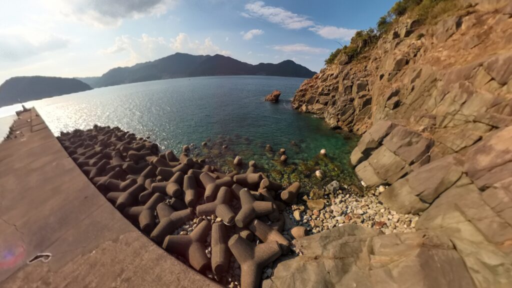 音海大波止の波止の付け根(北側)