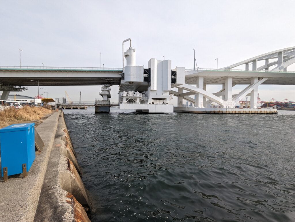 夢舞大橋の橋下周辺のポイント